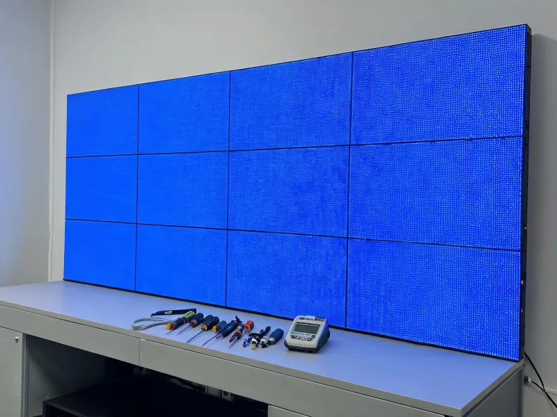 Fine-pitch indoor LED cabinets